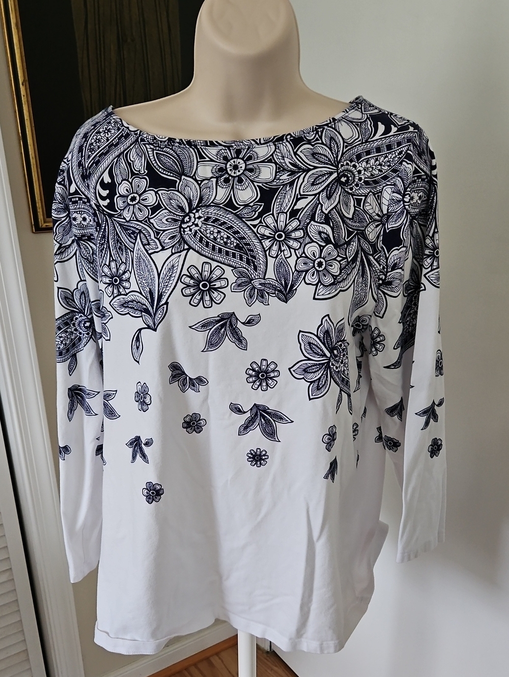 Talbots White & Blue Floral, Paisley Top Size XL